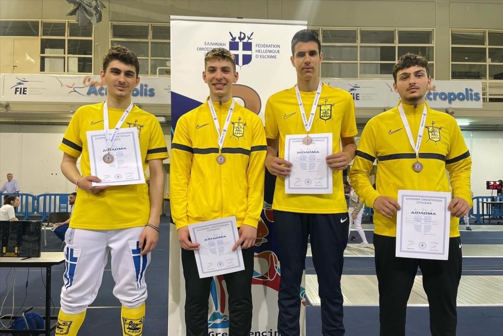 Ξιφασκία: Χάλκινο μετάλλιο για τους εφήβους στο Πανελλήνιο Πρωτάθλημα Σπάθης Ανδρών (pics)
