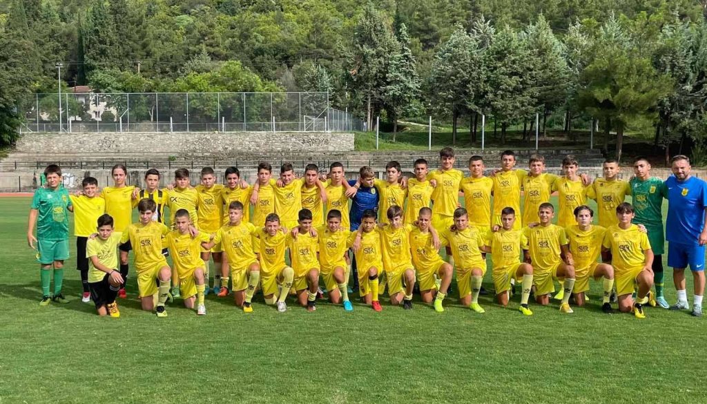 Ακαδημία Ποδοσφαίρου: Προετοιμασία στο Βελβεντό για την Κ14 (pics)