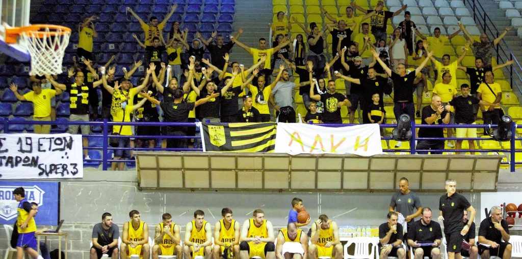 Δεκάδες εγγραφών και ανανεώσεων στην Κύπρο