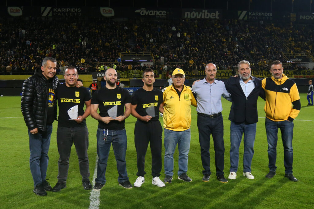 Πάλη: Ο Α.Σ. ΑΡΗΣ βράβευσε τους Παγκόσμιους Πρωταθλητές του!