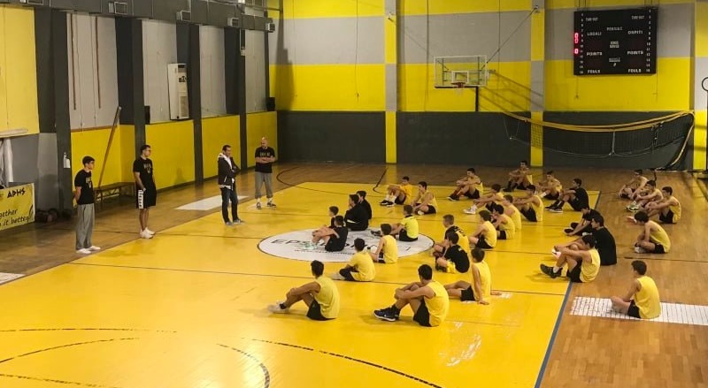 Ακαδημία Μπάσκετ: Ο Σάκης Παραλίκας μίλησε στους Προπαίδες του ΑΡΗ