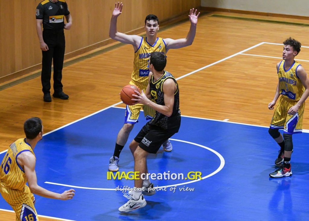Μπάσκετ Εφήβων: Άνετη νίκη επί του Μαντουλίδη