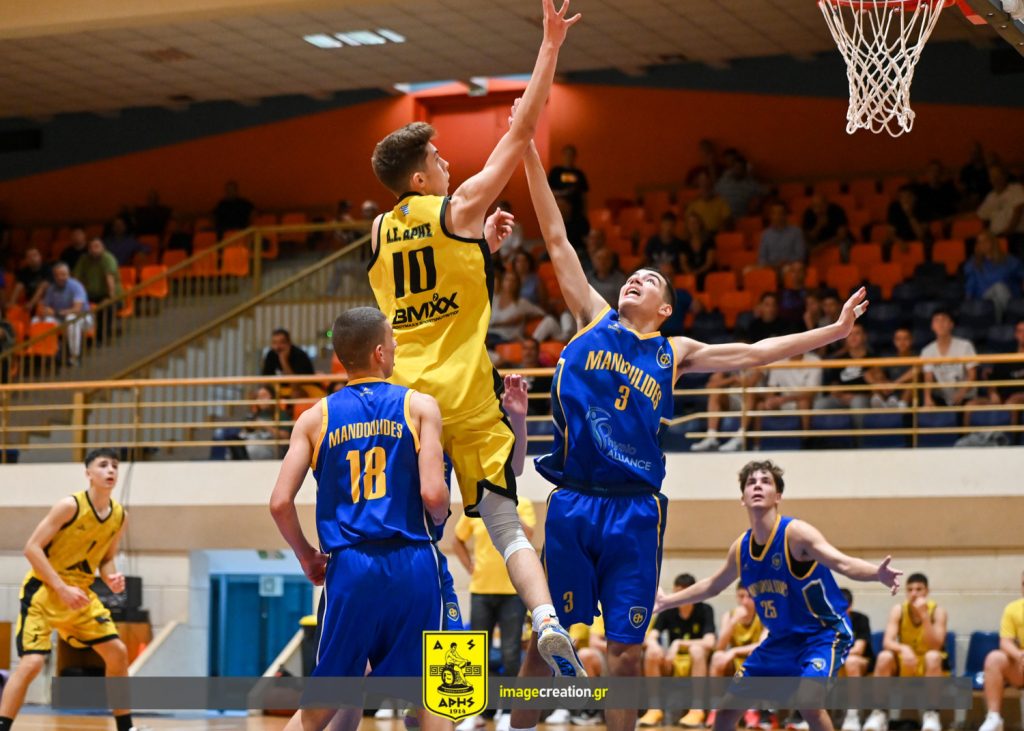 Μπάσκετ Παίδων: Νίκη στον Μαντουλίδη και «3 στα 3»