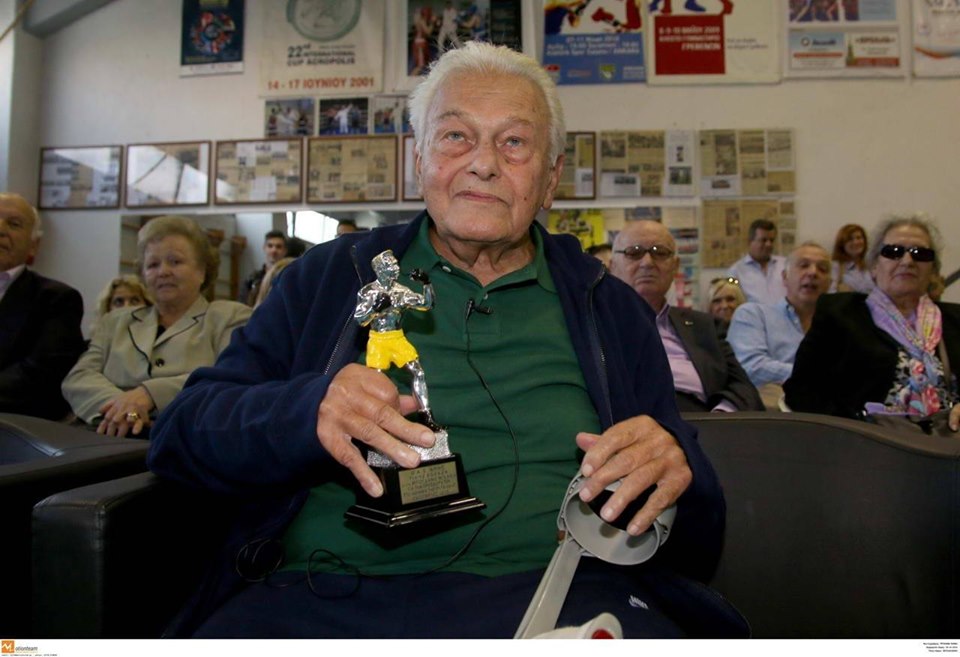 "Έφυγε" ο Μιχάλης Μπογδάνος