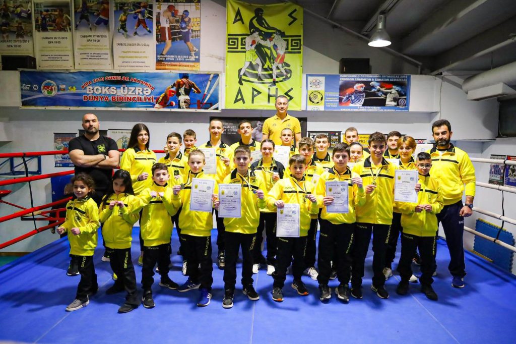 Πυγμαχία: Πλήθος μεταλλίων και σπουδαίες εμπειρίες για τους αθλητές του ΑΡΗ (pics)