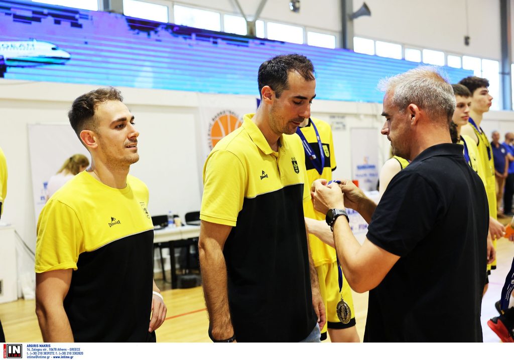 Μήτσικας: «Έχουμε παιδιά με ήθος