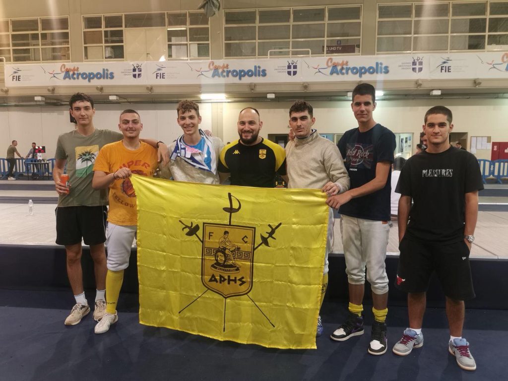 Ξιφασκία: Έναρξη της αγωνιστικής περιόδου με ασημένιο μετάλλιο για τον Θωμά Αβραάμ Γρόλλιο (pics)