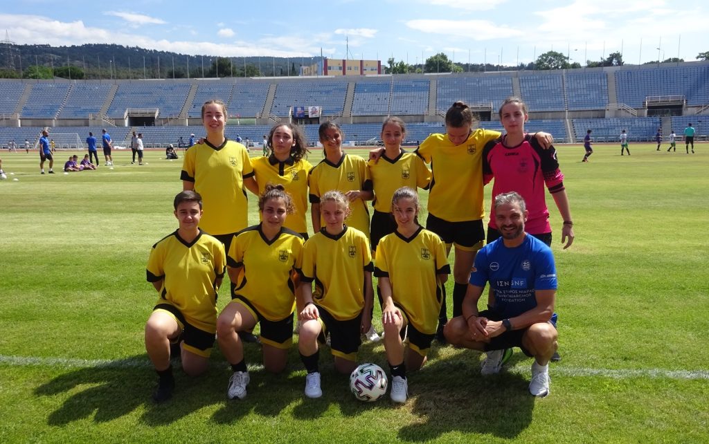 Ποδόσφαιρο Γυναικών: Εμπειρία ζωής για τις Νεάνιδες του ΑΡΗ ο αγώνας με τους πρωταθλητές του 2004 (pics)