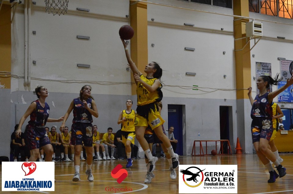 Άνετο πέρασμα των Νεανίδων του ΑΡΗ από τη Νεάπολη