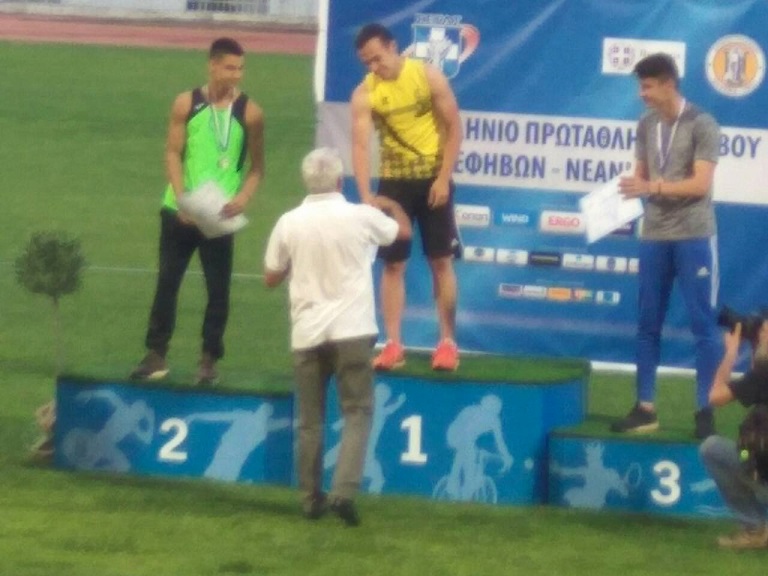 ΑΠΟ ΡΕΚΟΡ ΣΕ ΡΕΚΟΡ Ο ΡΙΖΟΣ