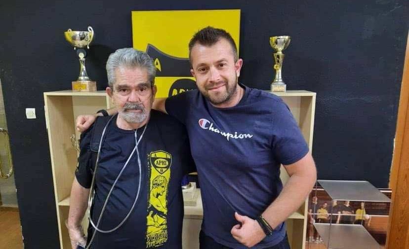 Εξαντλήθηκε η πρώτη παρτίδα t-shirt του ΑΡΗ