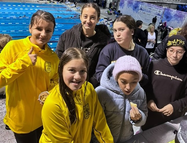 Κολύμβηση: Χριστουγεννιάτικη γιορτή στο Ποσειδώνιο (pics)