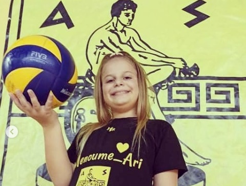 Βόλεϊ Γυναικών: Η μικρή Ευθυμία σάς καλεί να μάθετε το άθλημα στην Ακαδημία του Α.Σ. ΑΡΗΣ (VIDEO)