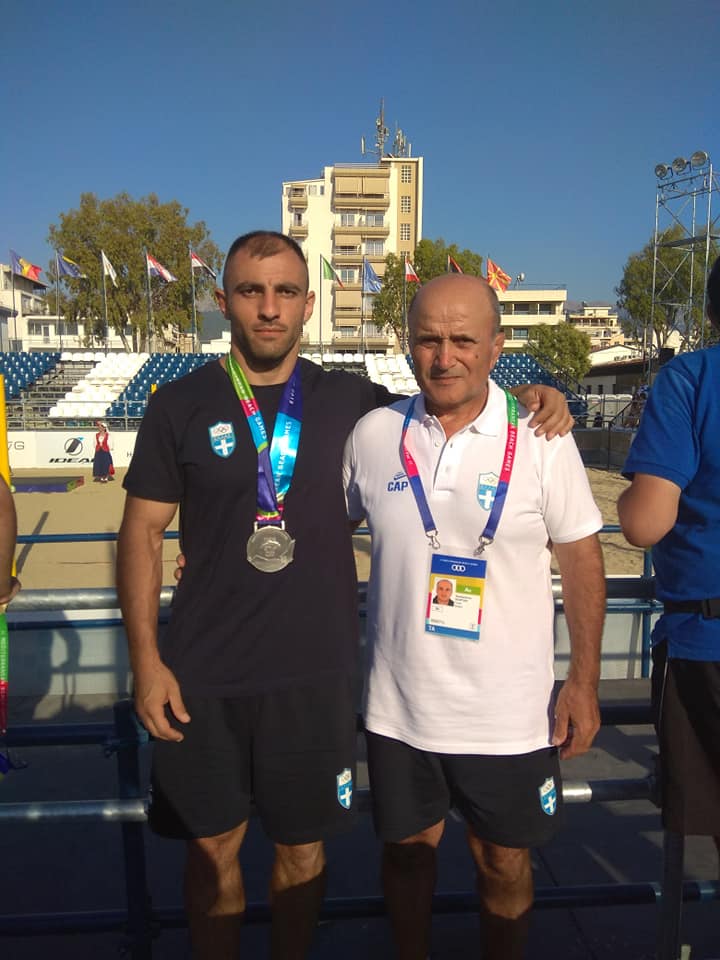 ΑΡΓΥΡΟΣ Ο ΚΟΥΛΟΥΧΙΔΗΣ!