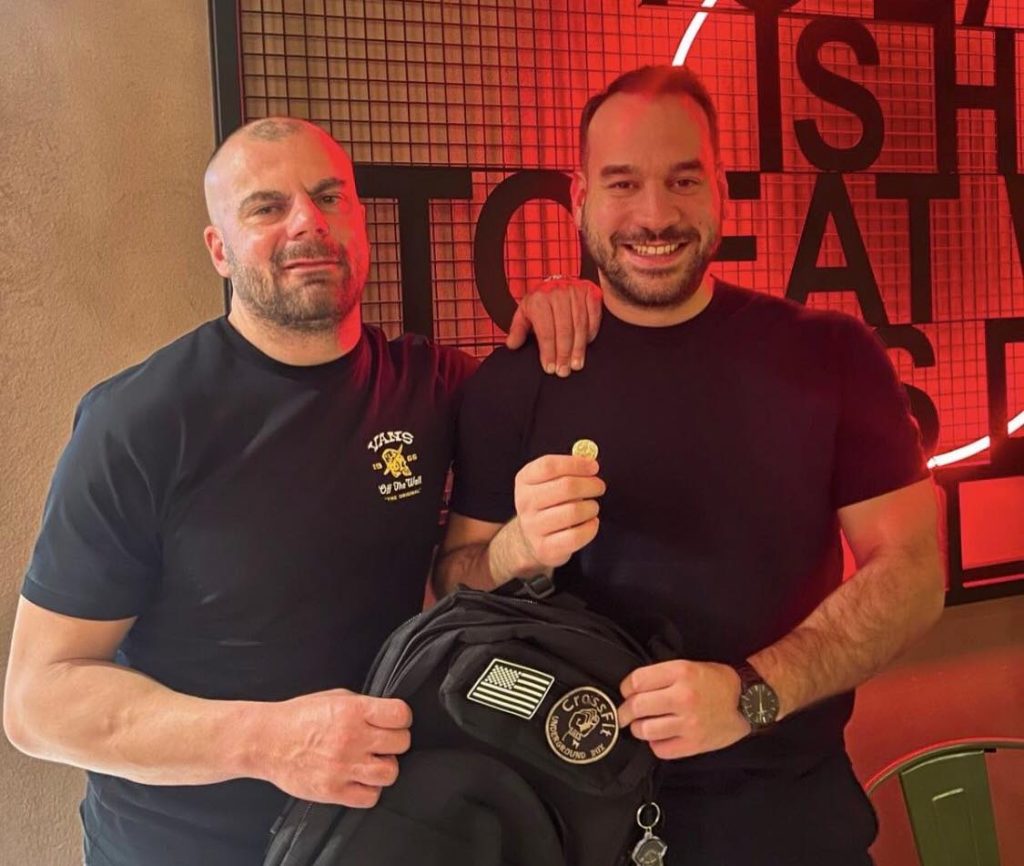 Άρση Βαρών: Η κοπή της πρωτοχρονιάτικης  πίτας