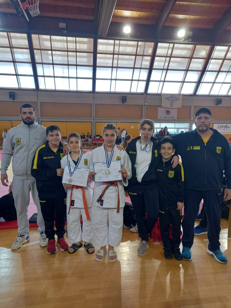 Ακαδημία Τζούντο: Επιστροφή με μετάλλια από το Πανελλήνιο Πρωτάθλημα Παίδων-Κορασίδων (pics)