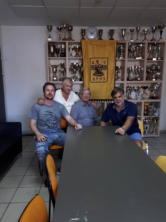 "ΜΕΓΑΣ ΧΟΡΗΓΟΣ" στον ΑΣ ο Τομ Παπαδόπουλος