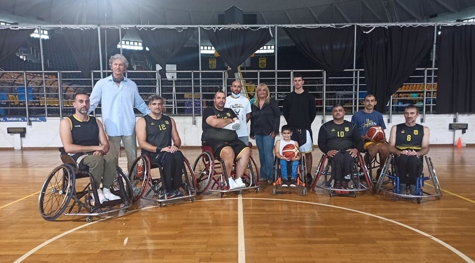 Μπάσκετ με Αμαξίδιο: Δίπλα στην ομάδα μπάσκετ του ΑΡΗ (pics)