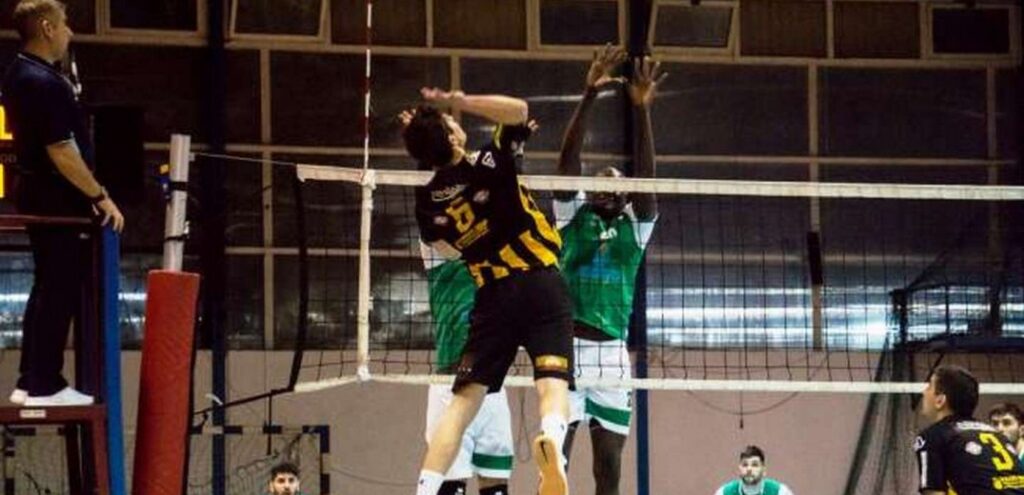 Βόλεϊ: Λύση συνεργασίας με τον Φίλιππο Μάντζιο