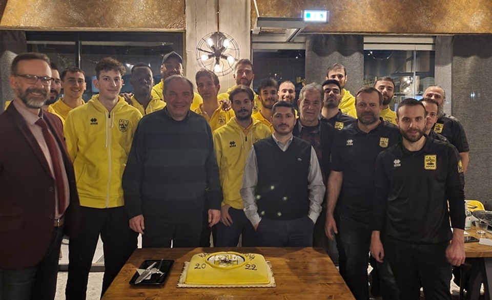 Βόλεϊ Ανδρών: Η κοπή της πρωτοχρονιάτικης πίτας (pics)