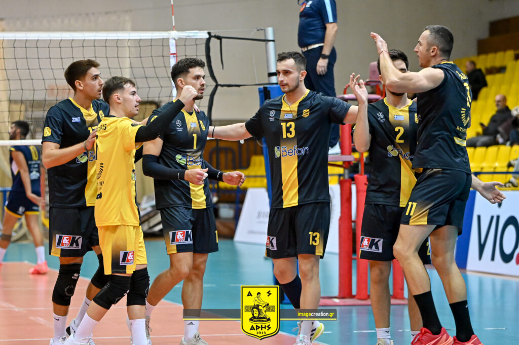 Βόλεϊ Ανδρών: Άνετη νίκη επί του Πανερυθραϊκού και μόνος στην κορυφή