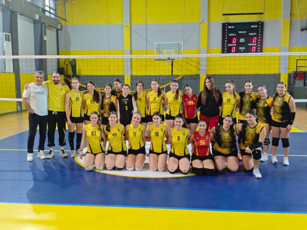 Βόλεϊ Κορασίδων (εκτός συναγωνισμού ΕΠΕΣΘ): Nίκη του ΑΡΗΣ 1 με 3-0 επί του ΑΡΗ Κασσανδρείας