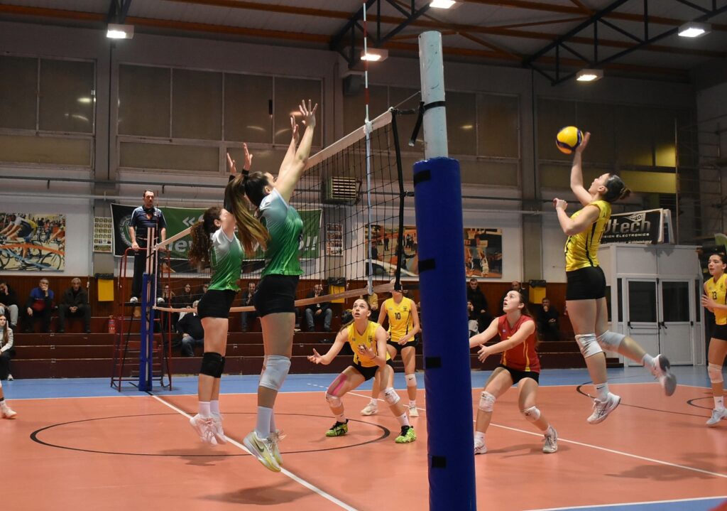 Βόλεϊ Νεανίδων: Ηττα για τα κορίτσια του ΑΡΗ στο «Ι. Λεμονίδης» 3-1 από την Ελπίδα