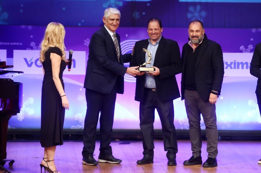 Ο Α.Σ. ΑΡΗΣ συγχαίρει τον Ομοσπονδιακό Χάρη Παυλίδη για το βραβείο του κορυφαίου προπονητή της χρονιάς στη γιορτή του ΠΣΑΤ